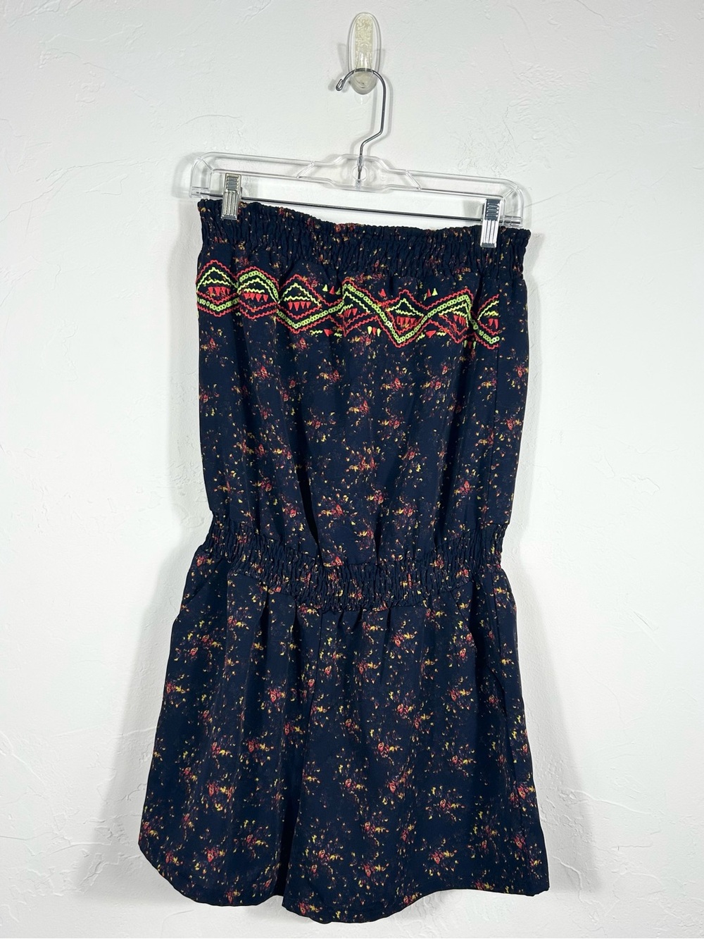 Xhilaration Navy Strapless Romper Neon Geometric Embroidery Sequins Women's Sz L